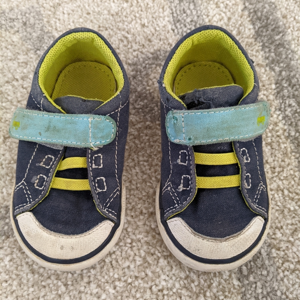 See Kai run tennis shoes